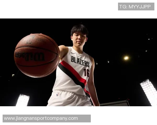 开拓者赛季表现优异但杨瀚森个人发展受限分析