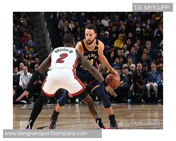 库里背靠背狂砍42分与35分创历史最老后卫得分新高