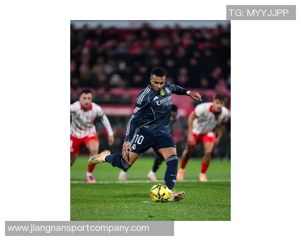 姆巴佩西甲赛季表现惊艳51场比赛贡献48球7助攻总计参与55粒进球