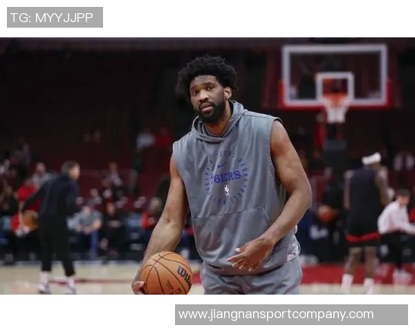 恩比德赛季首扣篮展现强势状态76人若健康将成为东部季后赛黑马