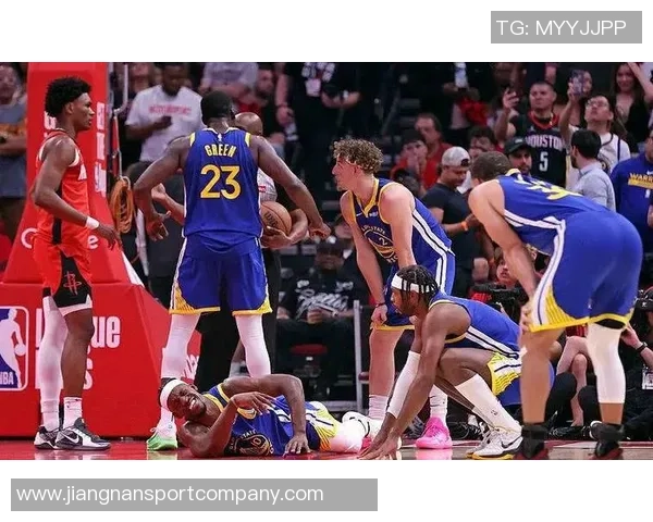 巴特勒创造勇士队史新纪录37场比赛内完成500分200板200助攻